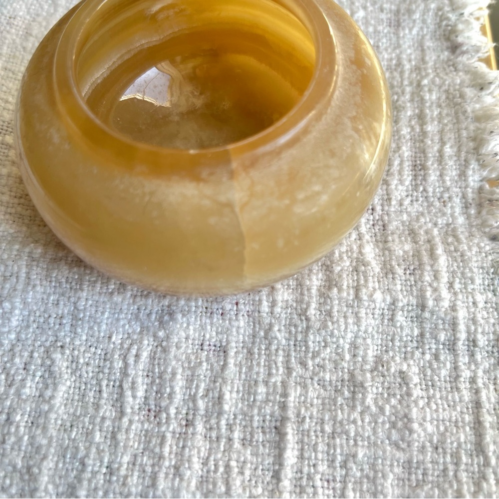Vintage Polished Alabaster Lidded Bowl - Picture 11 of 14